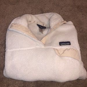 Patagonia white fleece pullover